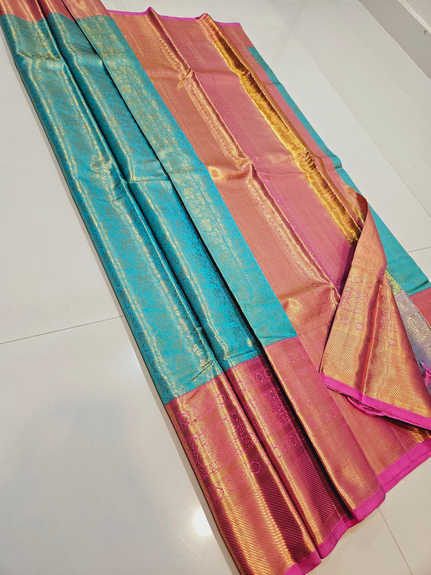Exclusive Korvai Tissue Silk Sarees 340