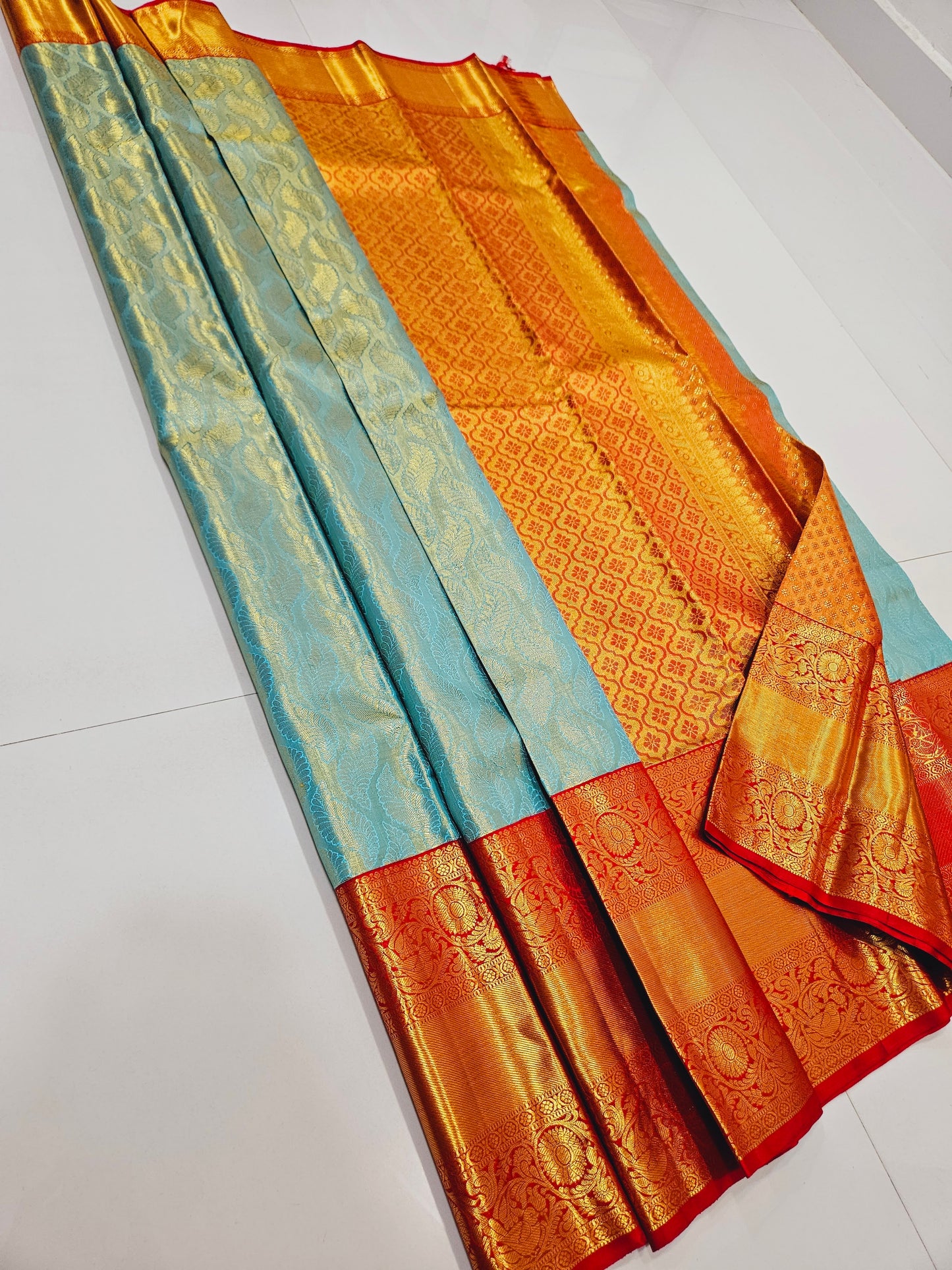 Exclusive Korvai Tissue Silk Sarees 331