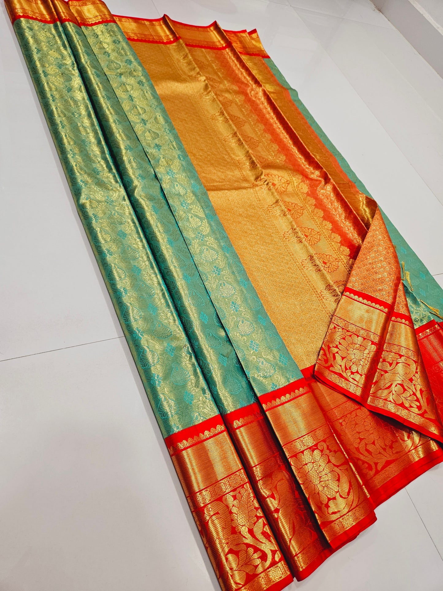 Exclusive Korvai Tissue Silk Sarees 302