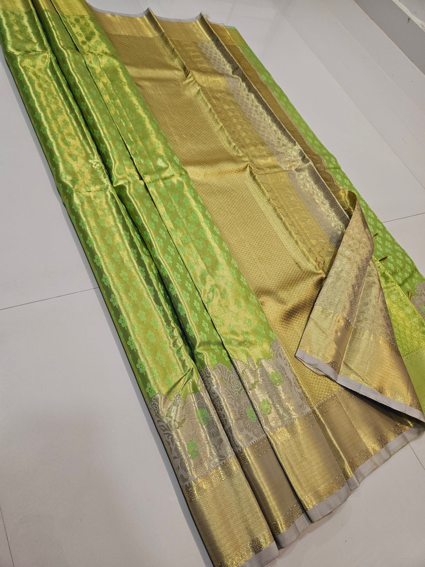 Exclusive Korvai Tissue Silk Sarees 262