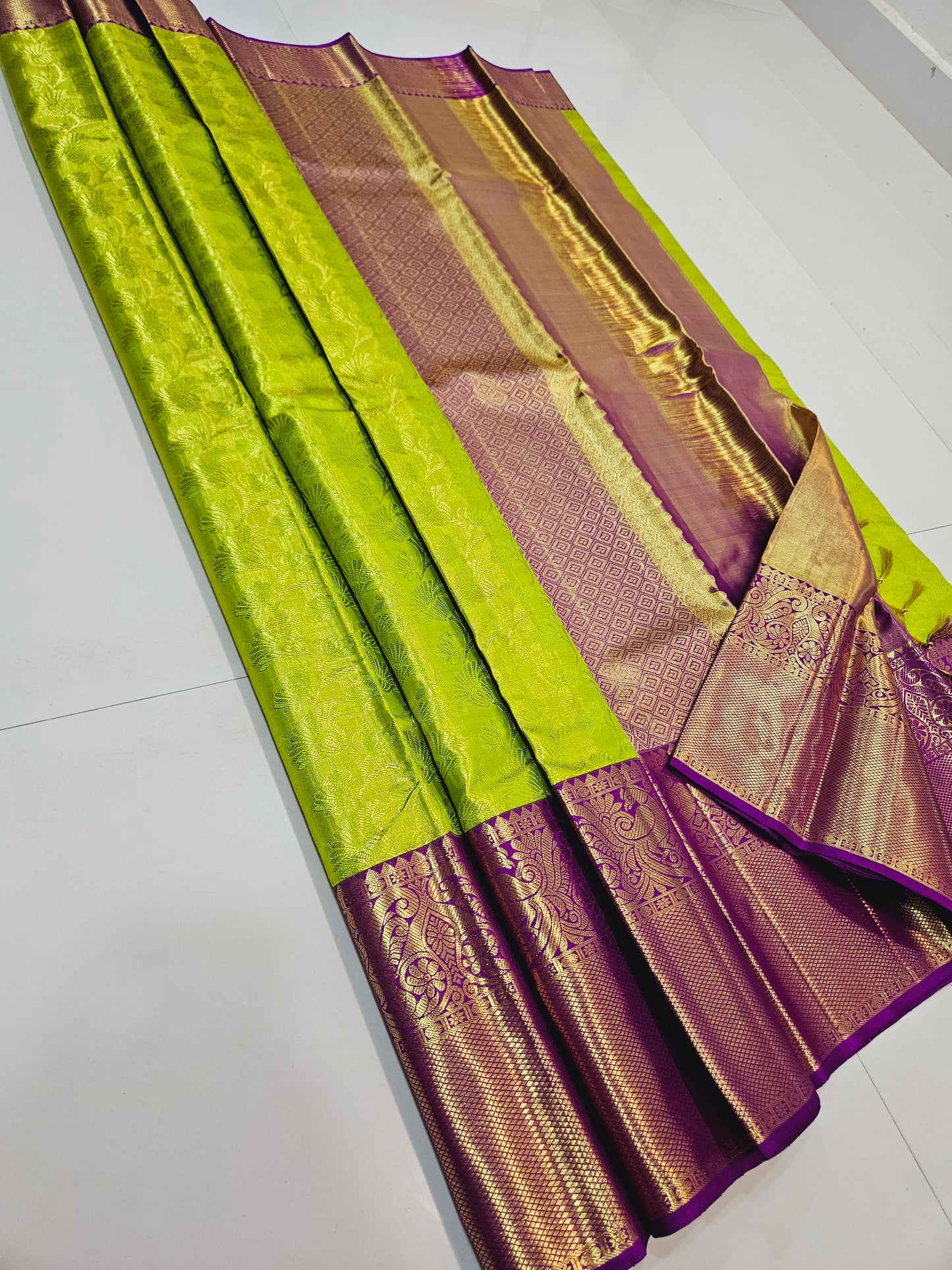 Exclusive Korvai Tissue Silk Sarees 261