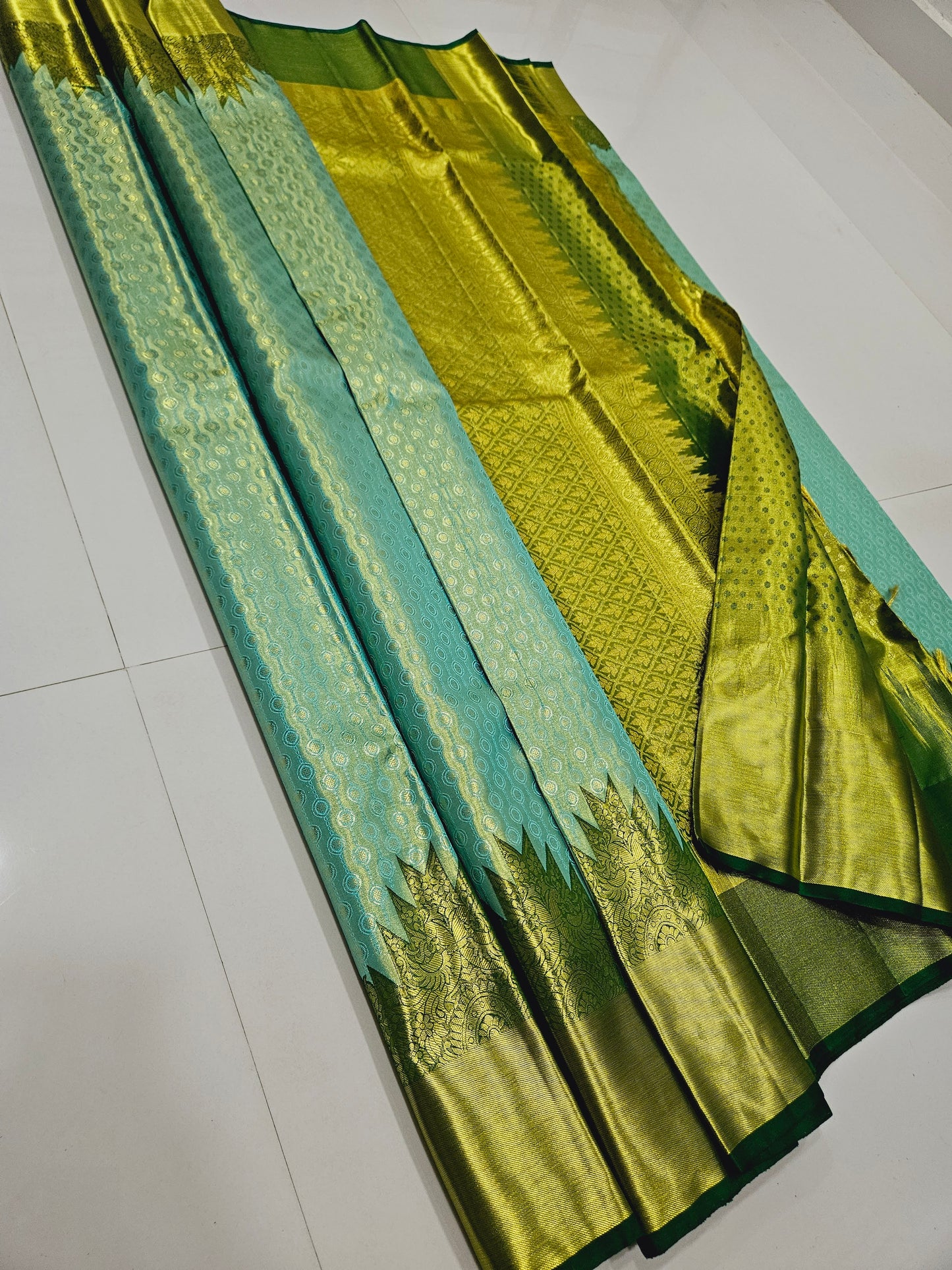 Exclusive Korvai Tissue Silk Sarees 204