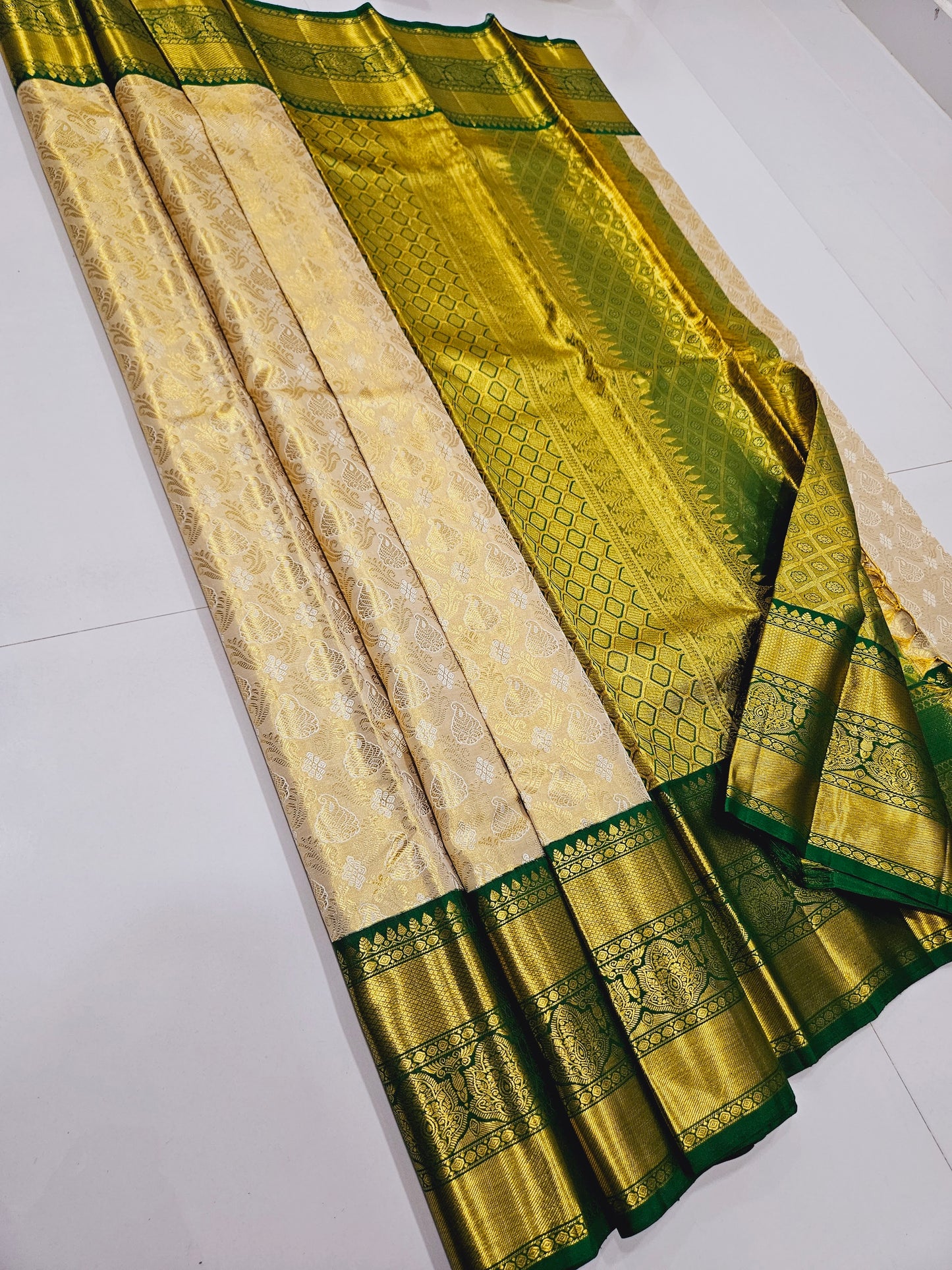Exclusive Korvai Tissue Silk Sarees 190