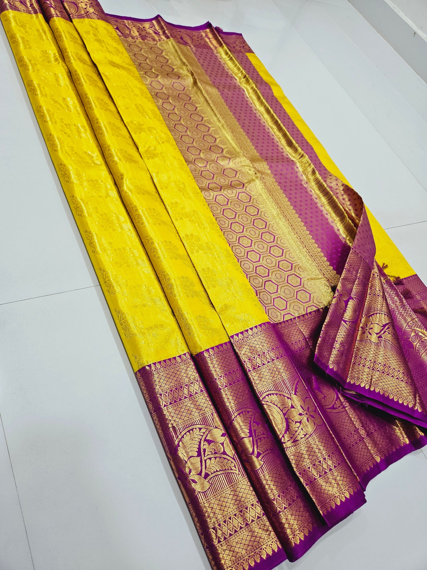 Exclusive Korvai Tissue Silk Sarees 177