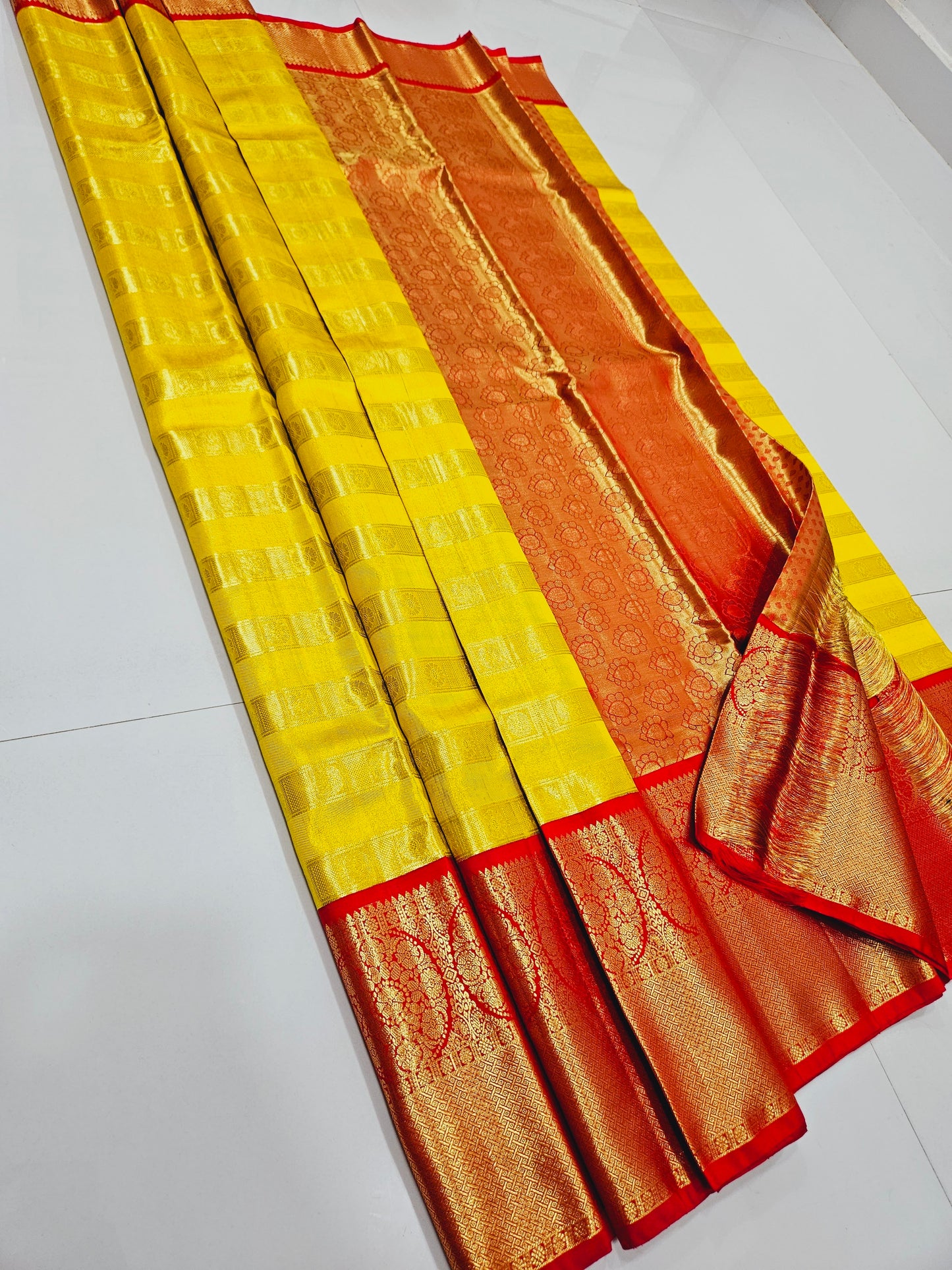 Exclusive Korvai Tissue Silk Sarees 170