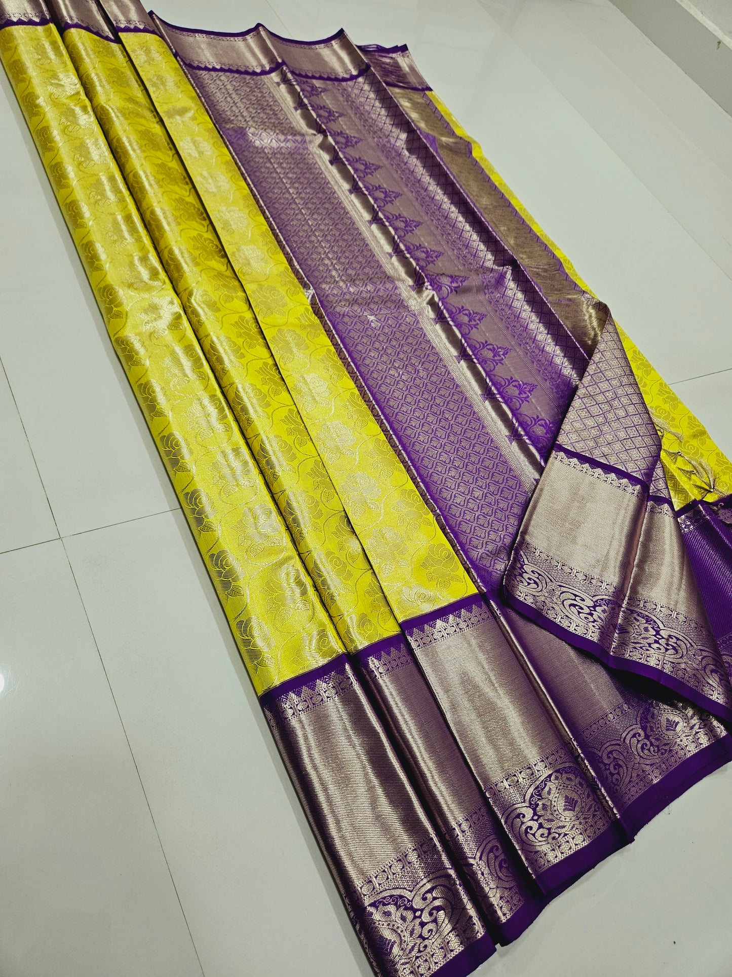 Exclusive Korvai Tissue Silk Sarees 153
