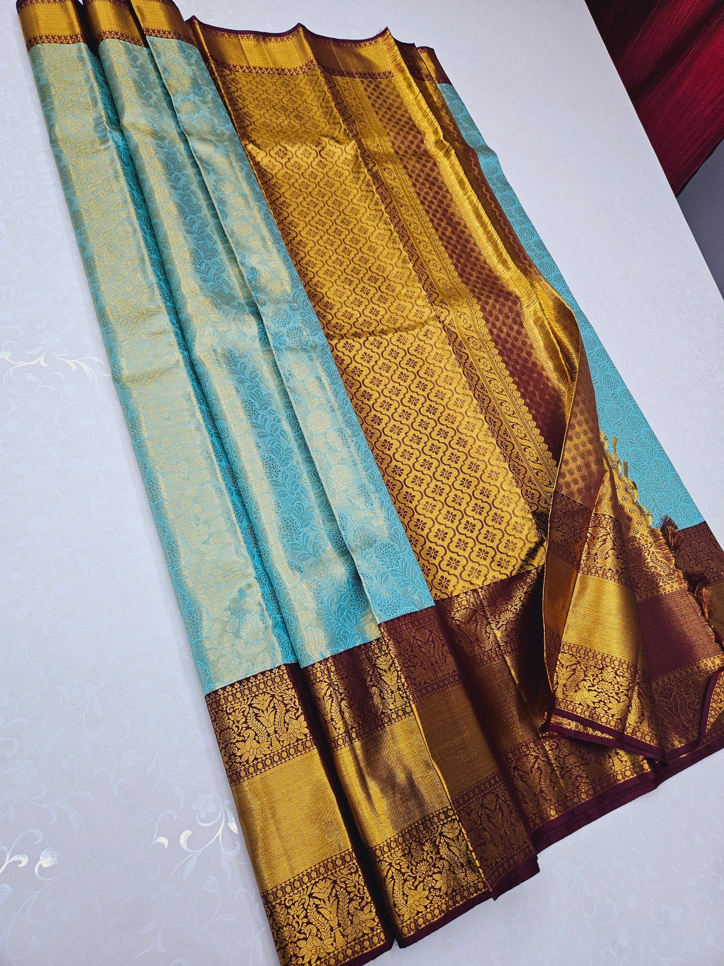 Exclusive Korvai Tissue Silk Sarees 094