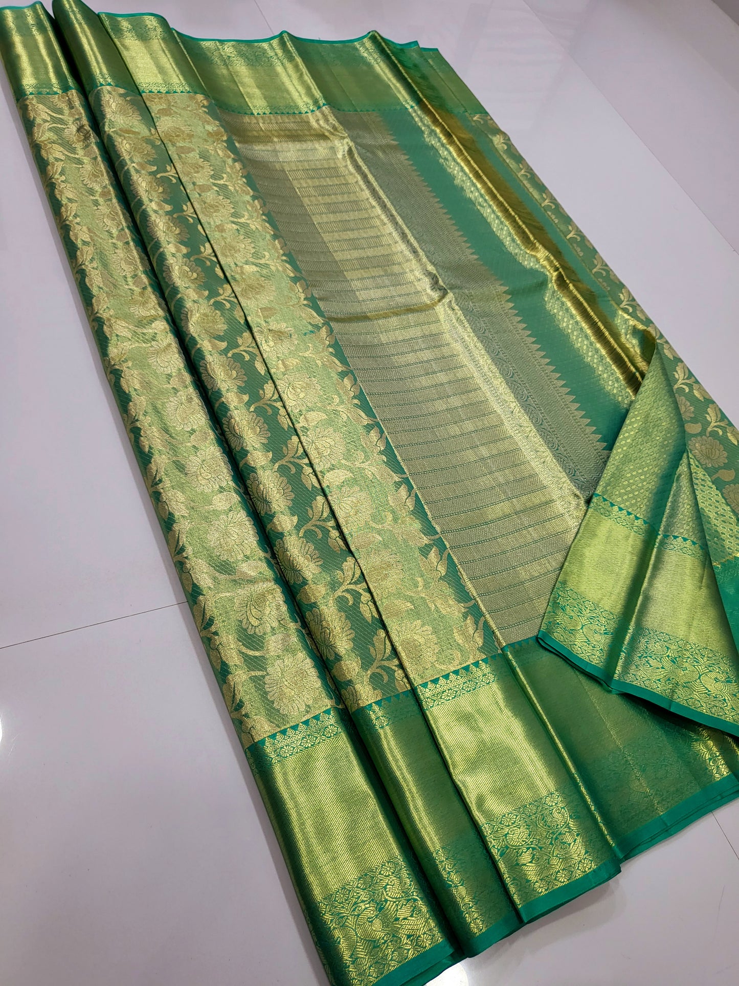 Exclusive Pure 2D Silk Sarees 037