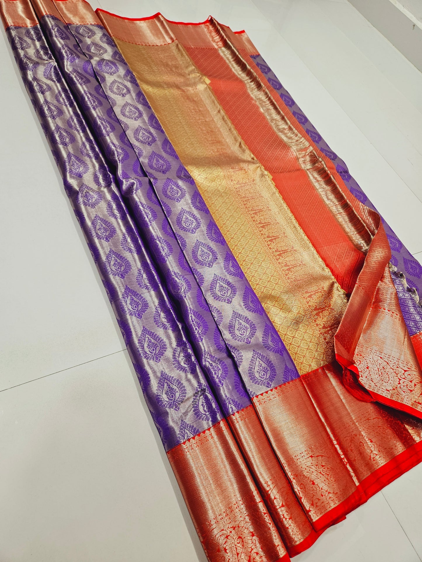 Exclusive Korvai Tissue Silk Sarees 335