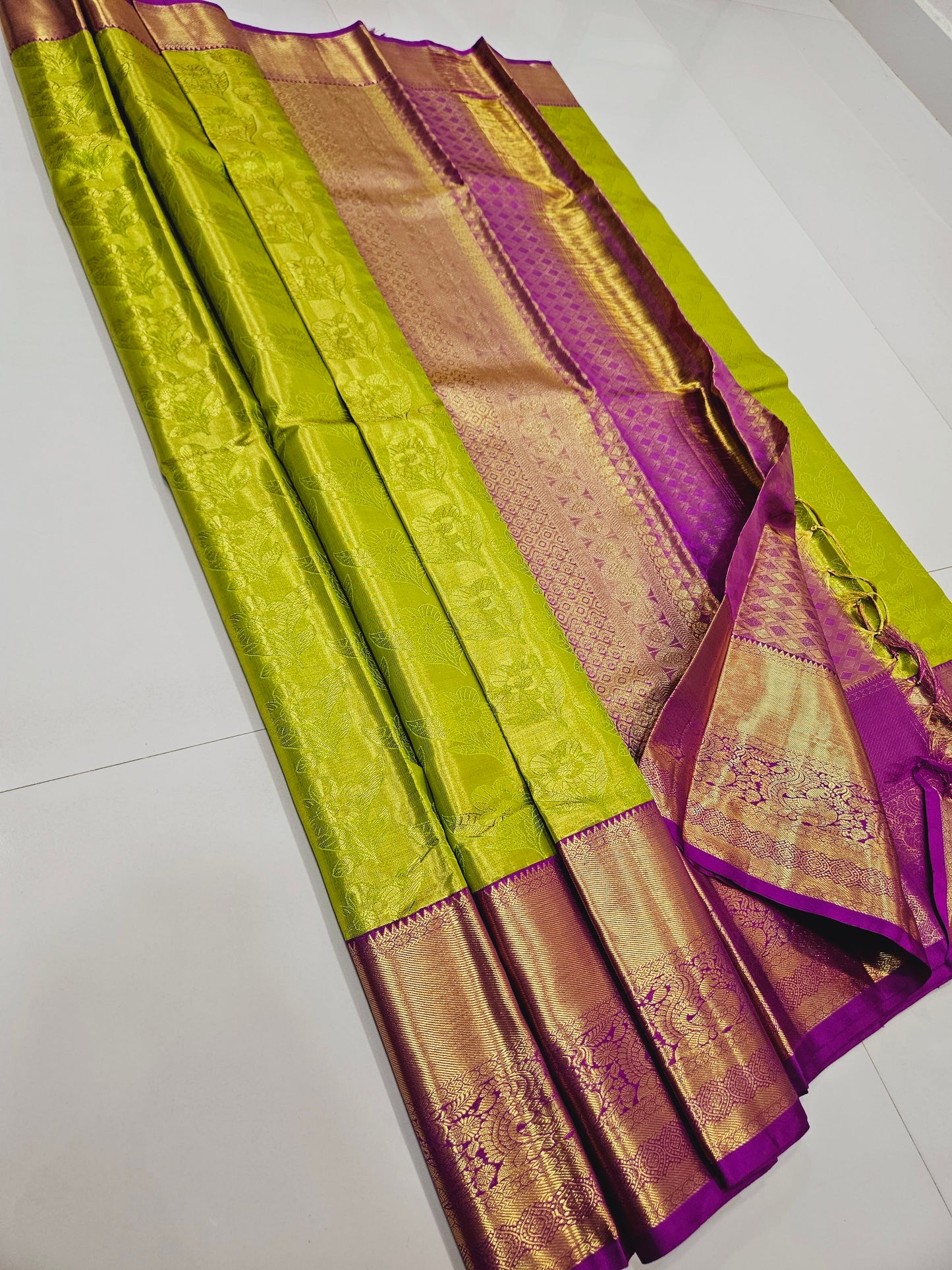 Exclusive Korvai Tissue Silk Sarees 327
