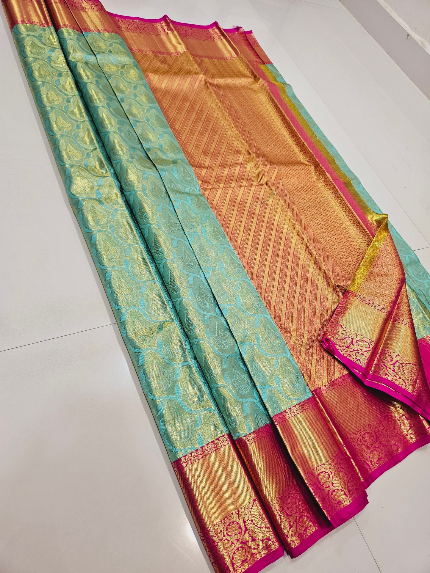Exclusive Korvai Tissue Silk Sarees 323