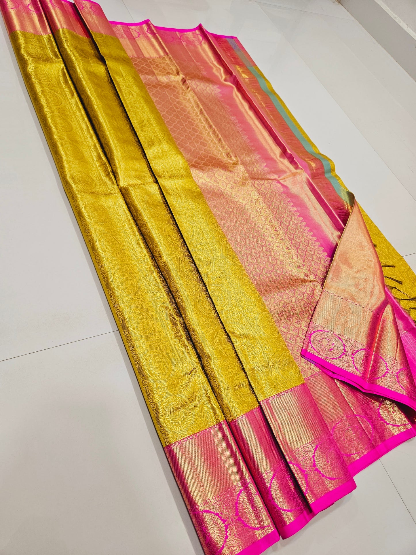 Exclusive Korvai Tissue Silk Sarees 307