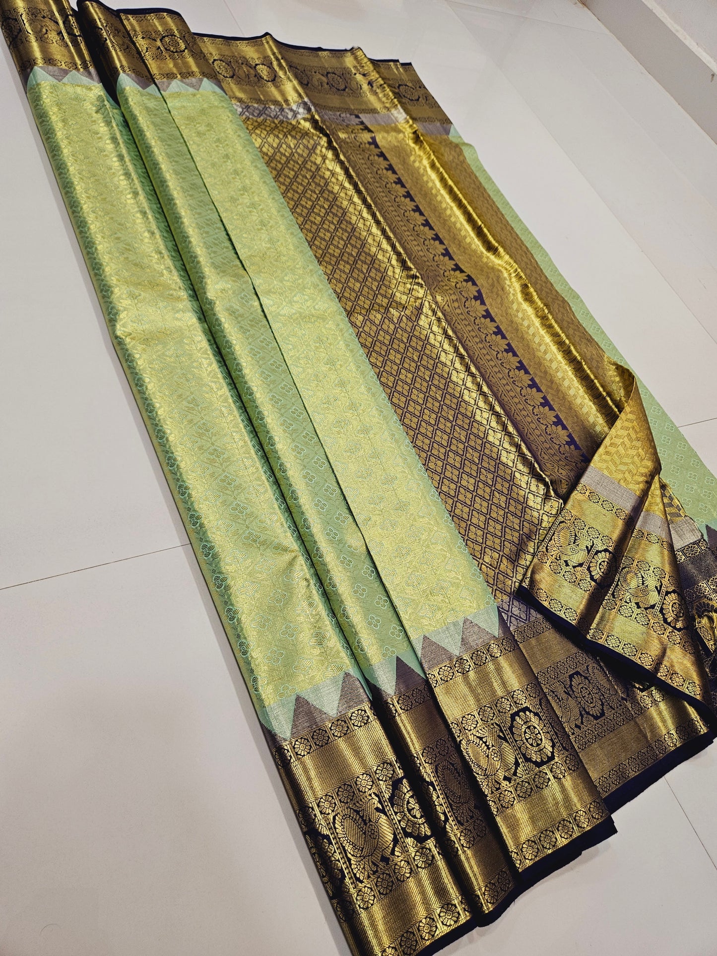 Exclusive Korvai Tissue Silk Sarees 304