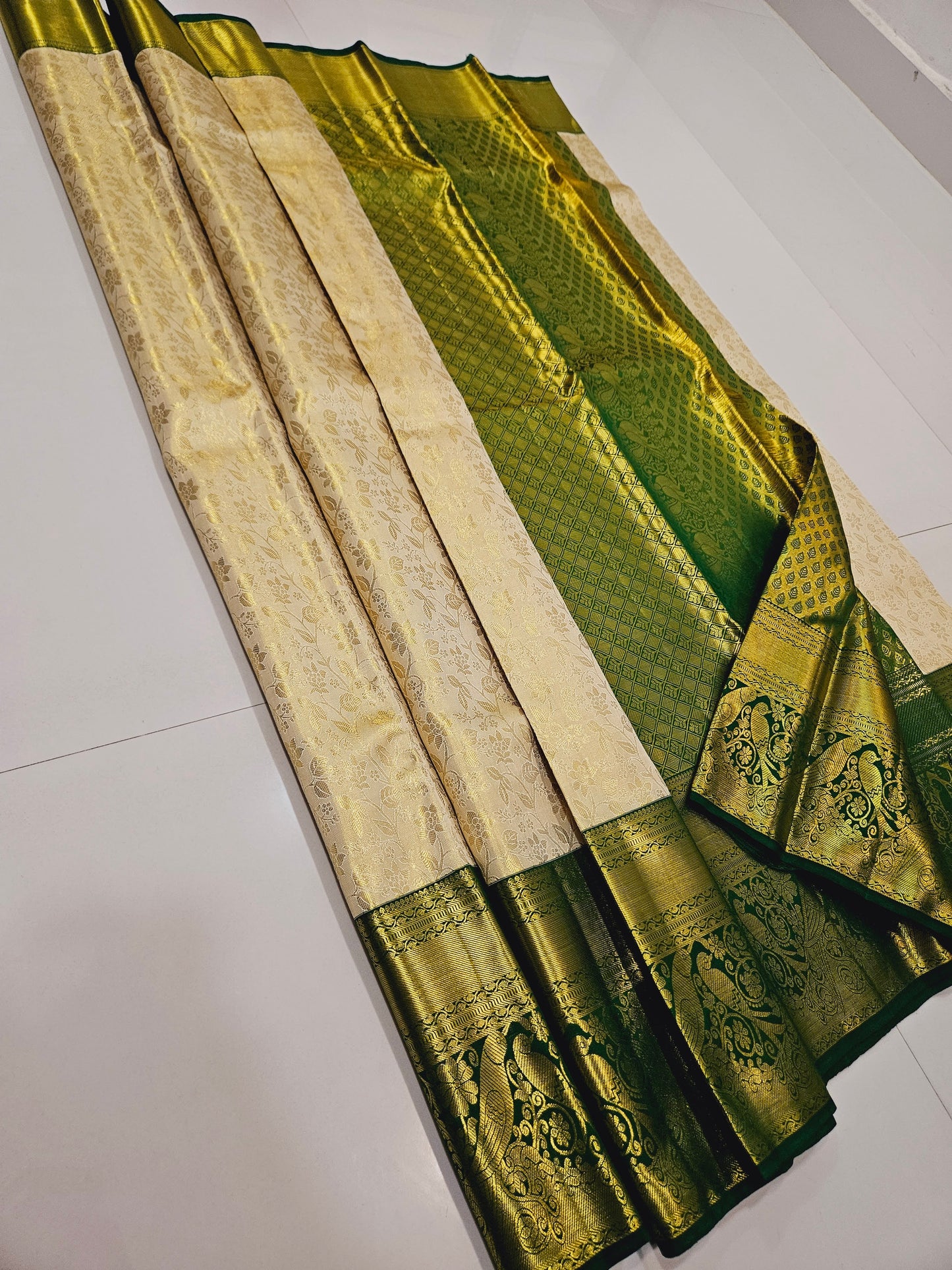 Exclusive Korvai Tissue Silk Sarees 297