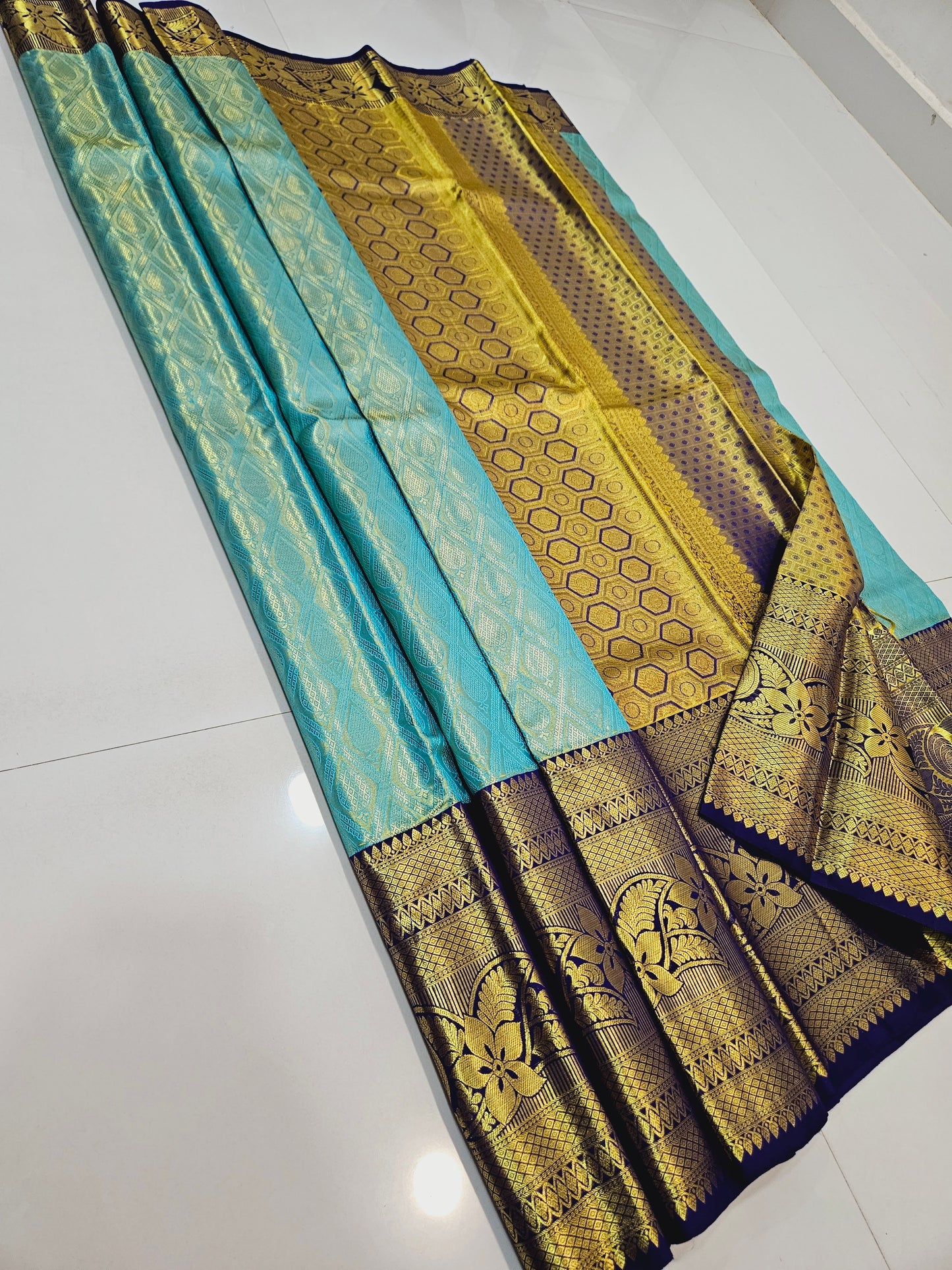 Exclusive Korvai Tissue Silk Sarees 287