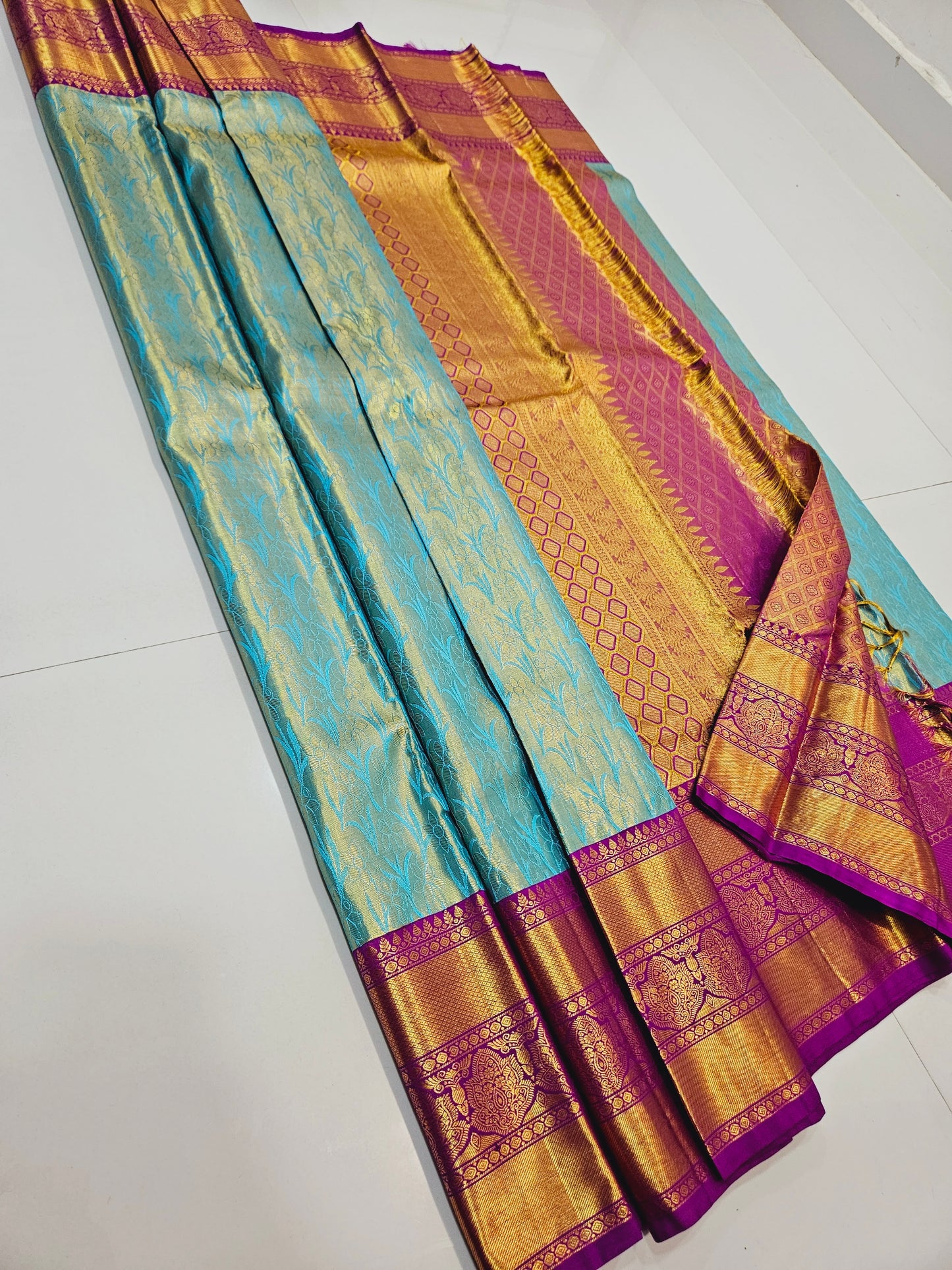 Exclusive Korvai Tissue Silk Sarees 264