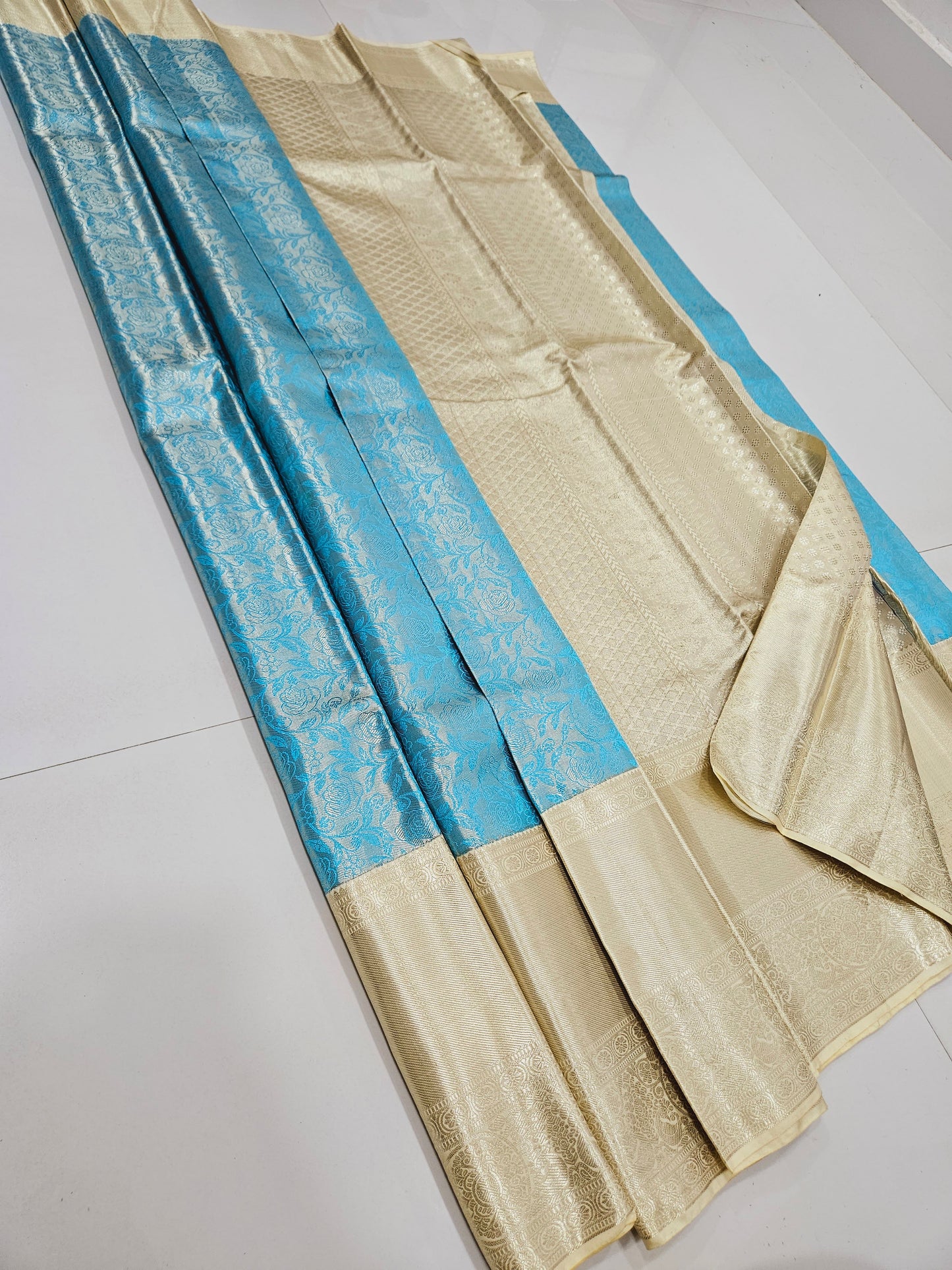 Exclusive Korvai Tissue Silk Sarees 254
