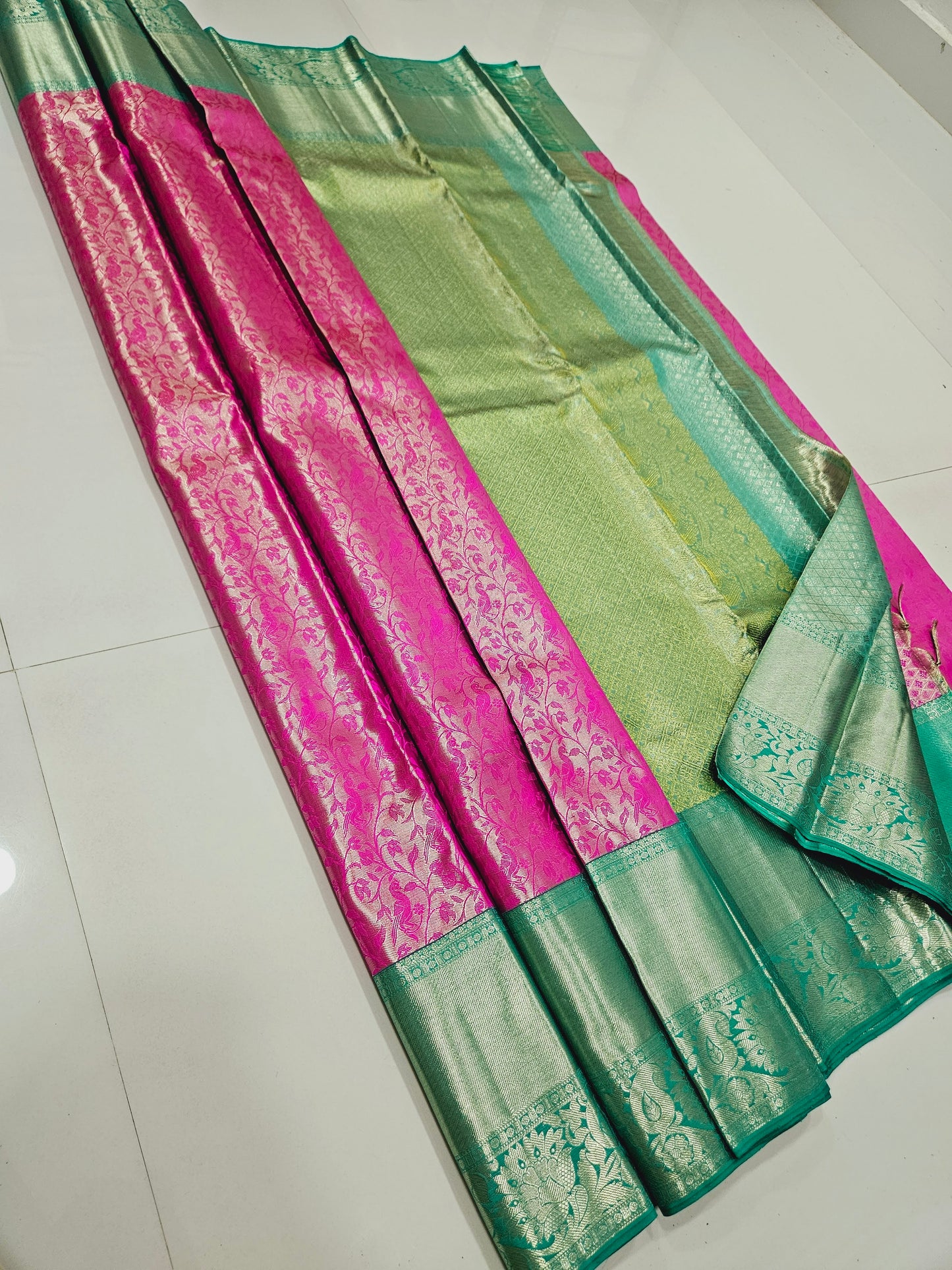 Exclusive Korvai Tissue Silk Sarees 226