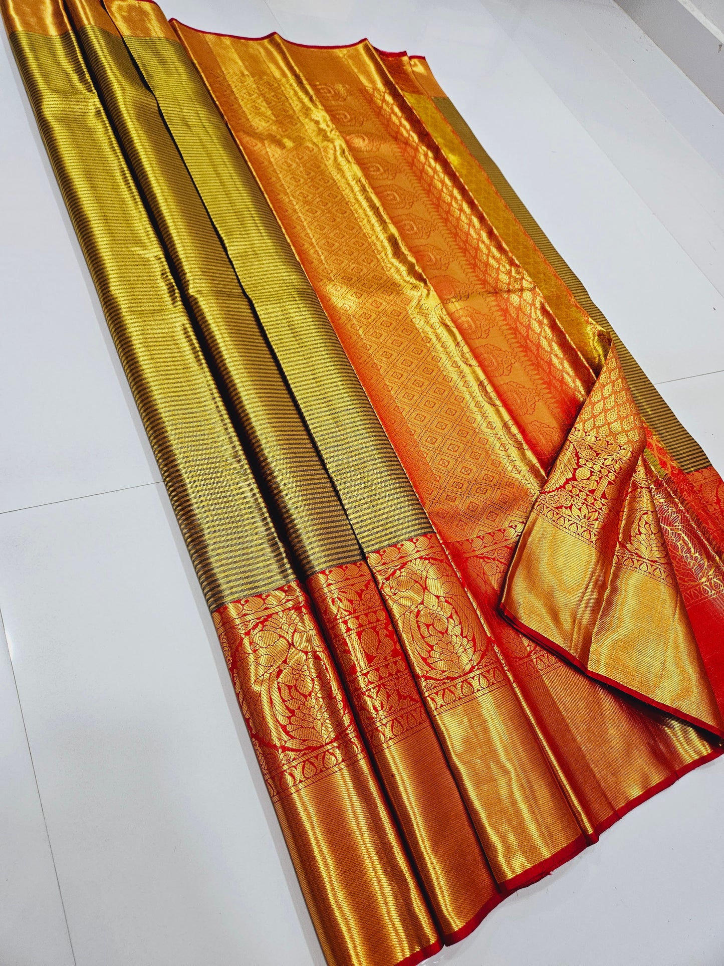Exclusive Korvai Tissue Silk Sarees 225