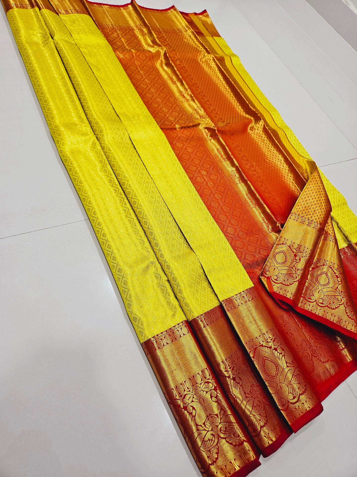Exclusive Korvai Tissue Silk Sarees 181