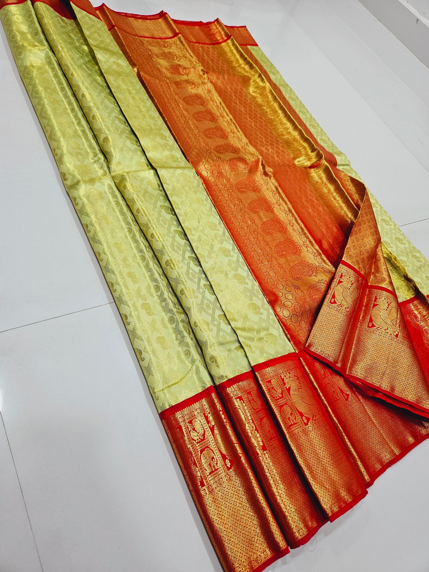 Exclusive Korvai Tissue Silk Sarees 178