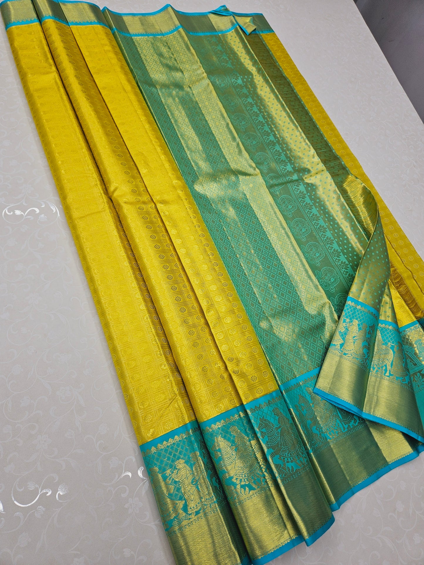 Exclusive Korvai Tissue Silk Sarees 006