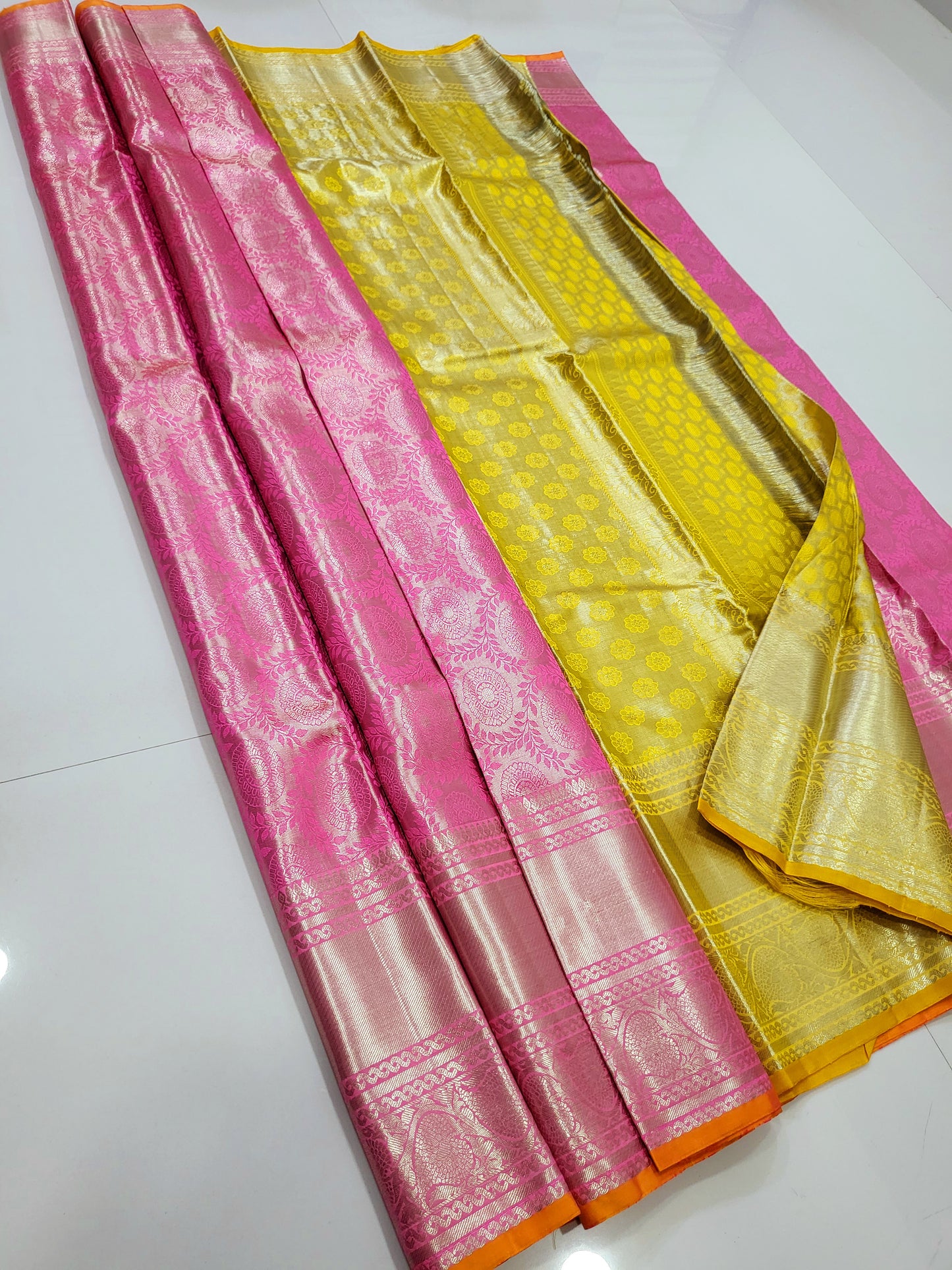Exclusive Pure 2D Silk Sarees 041