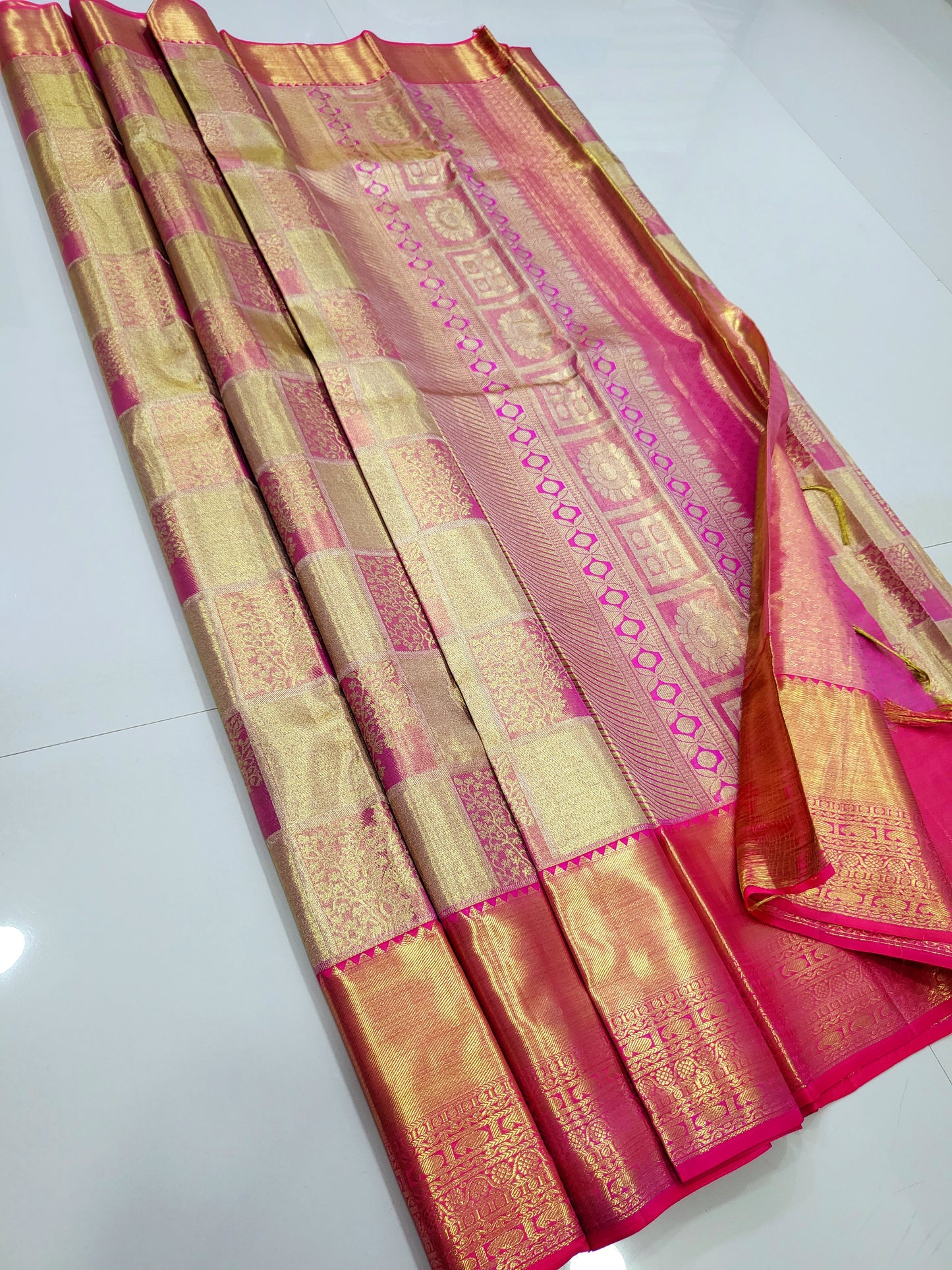 Exclusive Pure 2D Silk Sarees 048