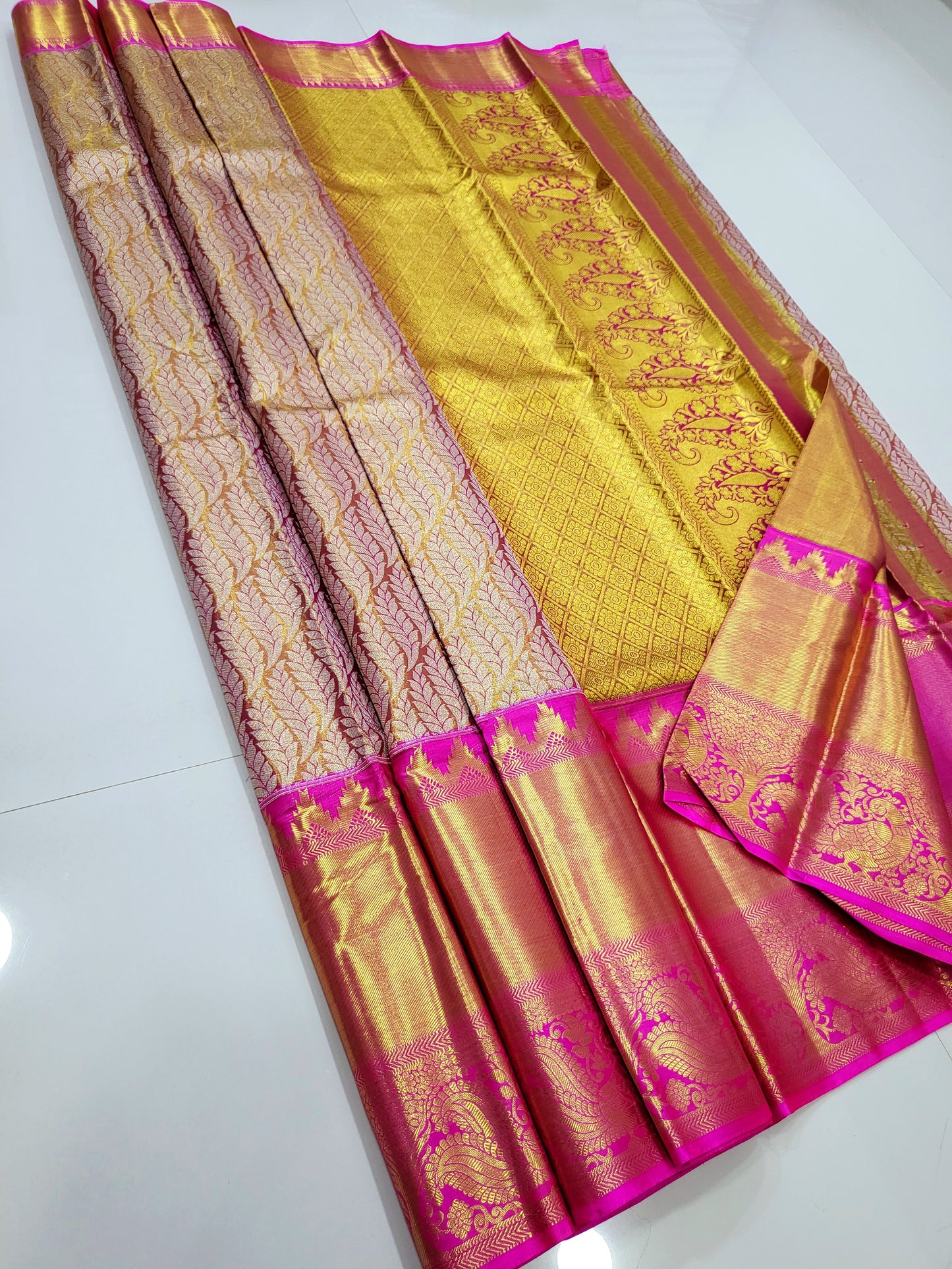 Exclusive Pure 2D Silk Sarees 050