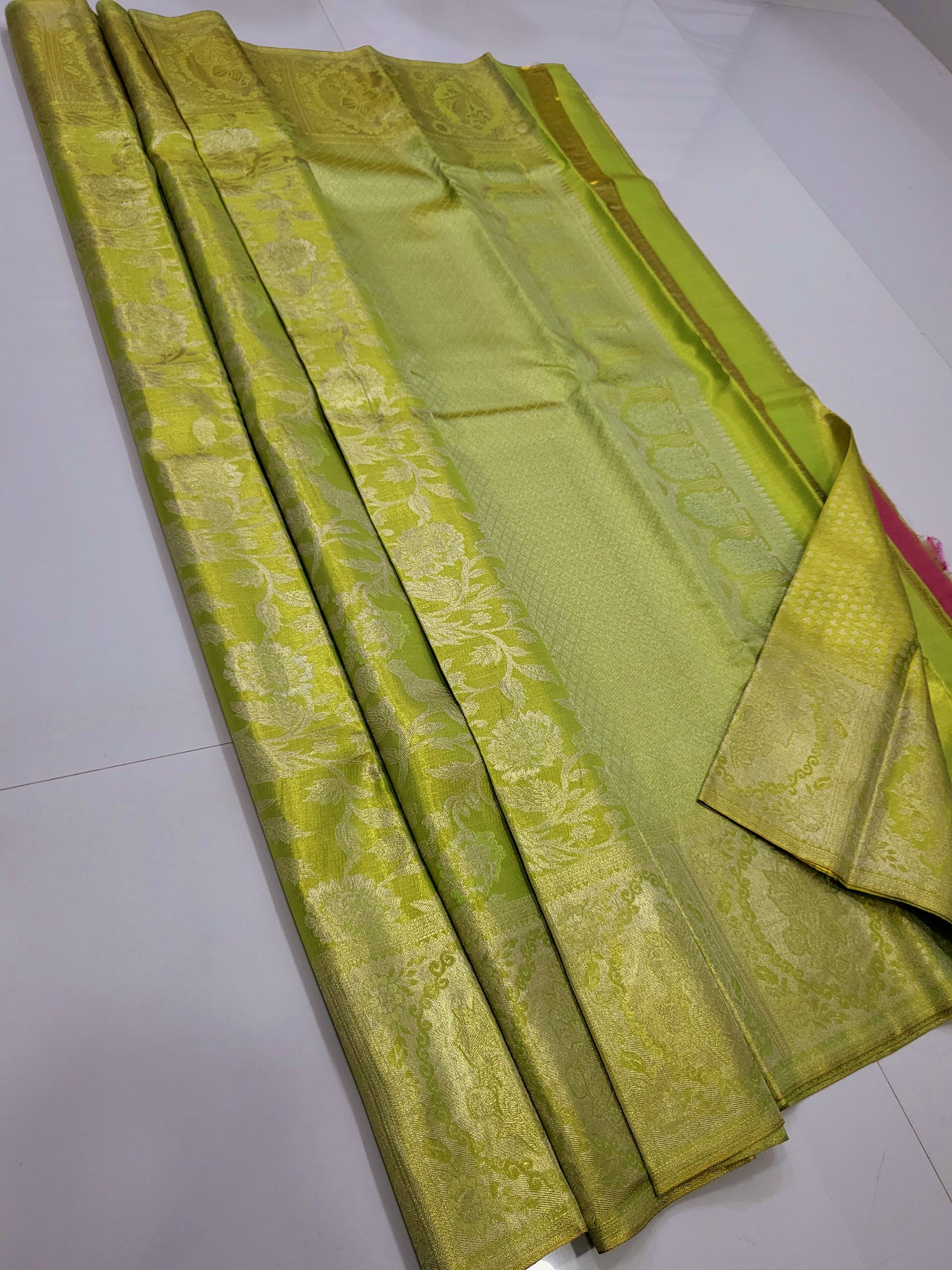Exclusive Pure 2D Silk Sarees 053
