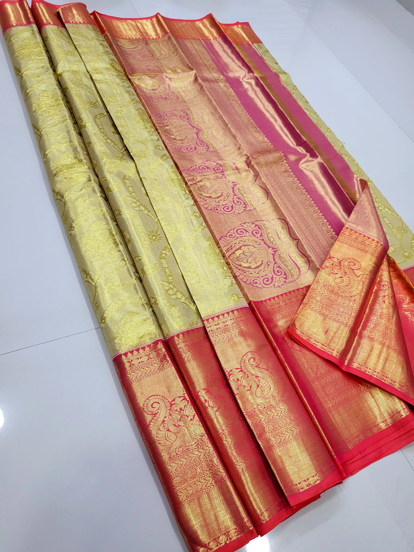 Exclusive Pure 2D Silk Sarees 057
