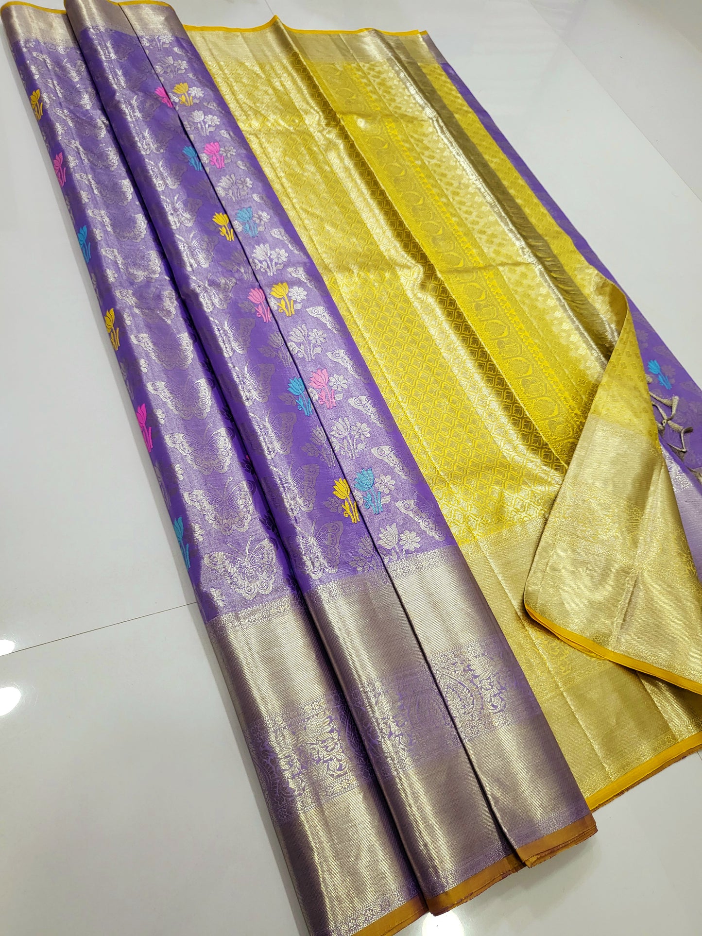 Exclusive Pure 2D Silk Sarees 061