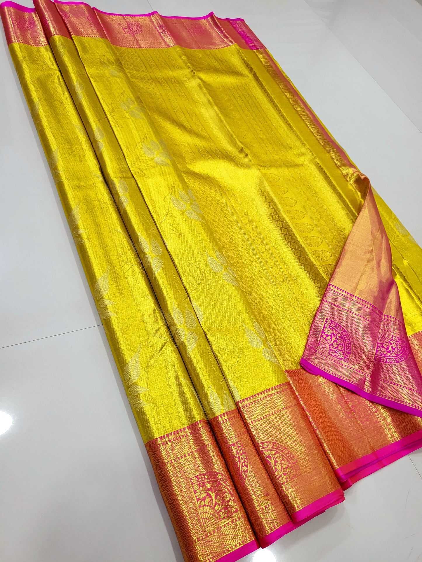 Exclusive Pure 2D Silk Sarees 074